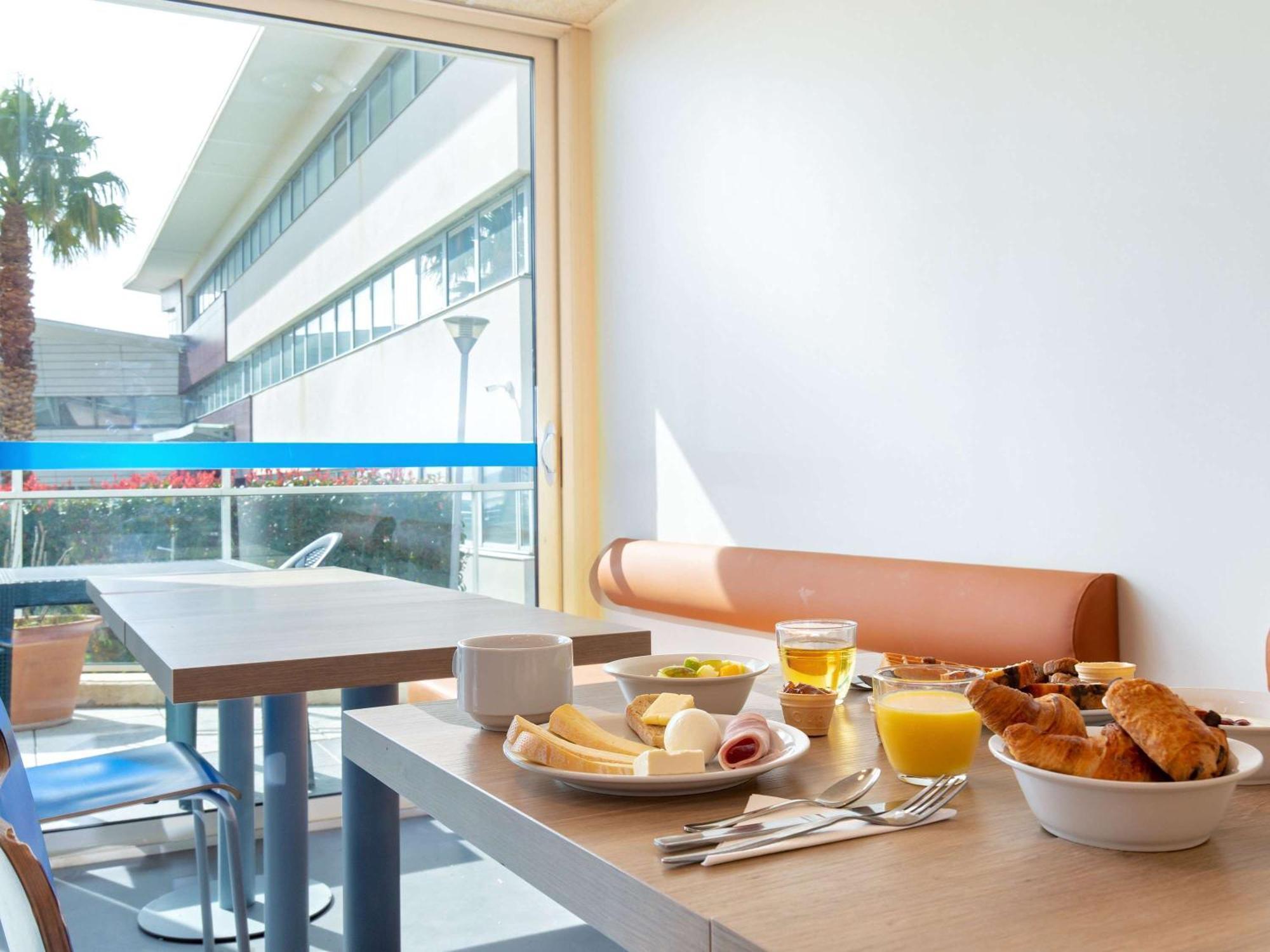 Ibis Budget Marseille L'Estaque Exteriör bild