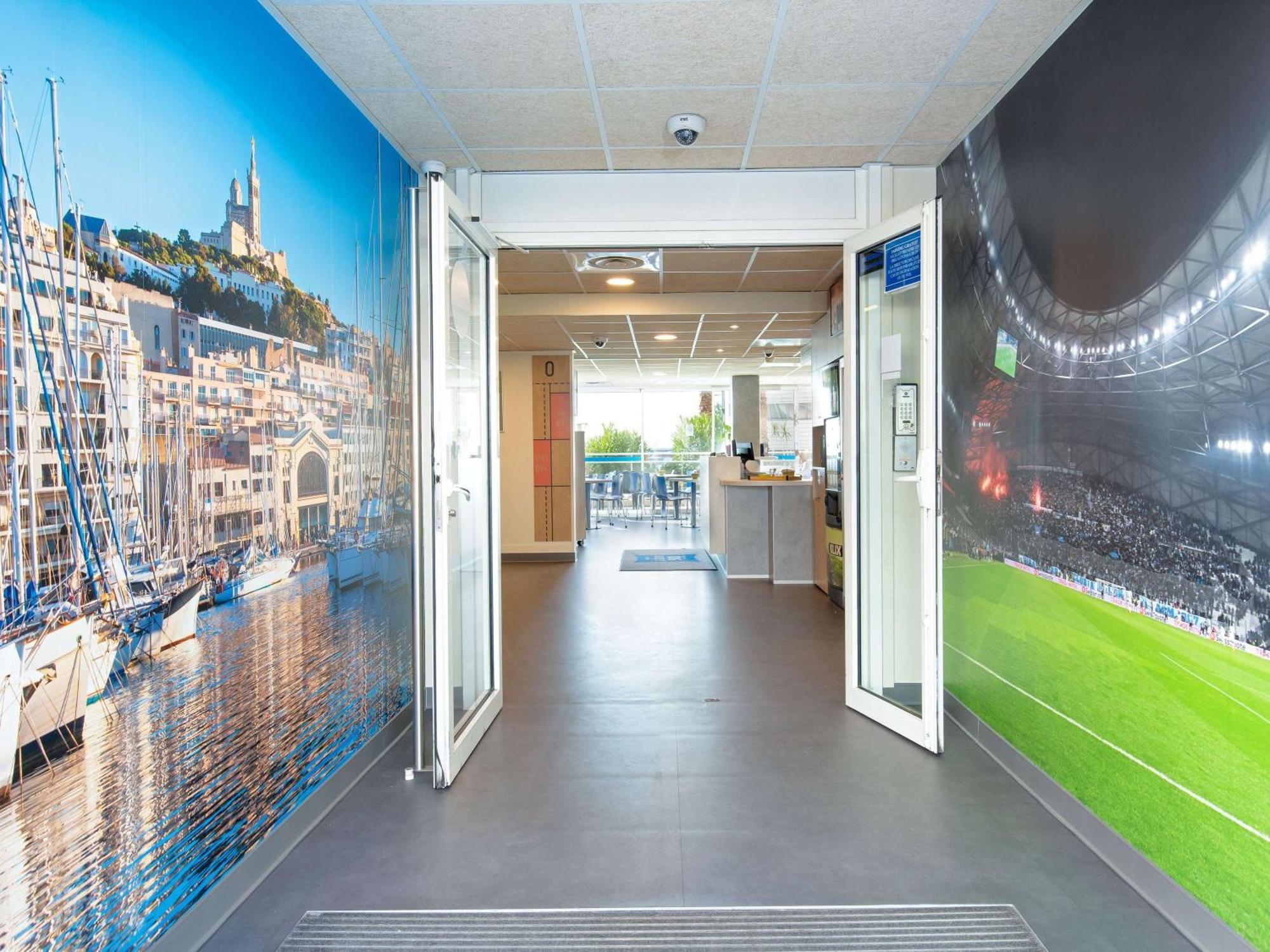 Ibis Budget Marseille L'Estaque Exteriör bild